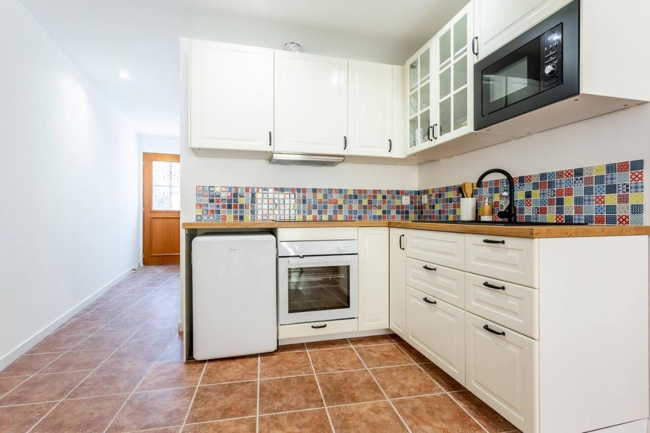 Joli Appartement Avec Jardin / Vieux-Lormont Luaran gambar